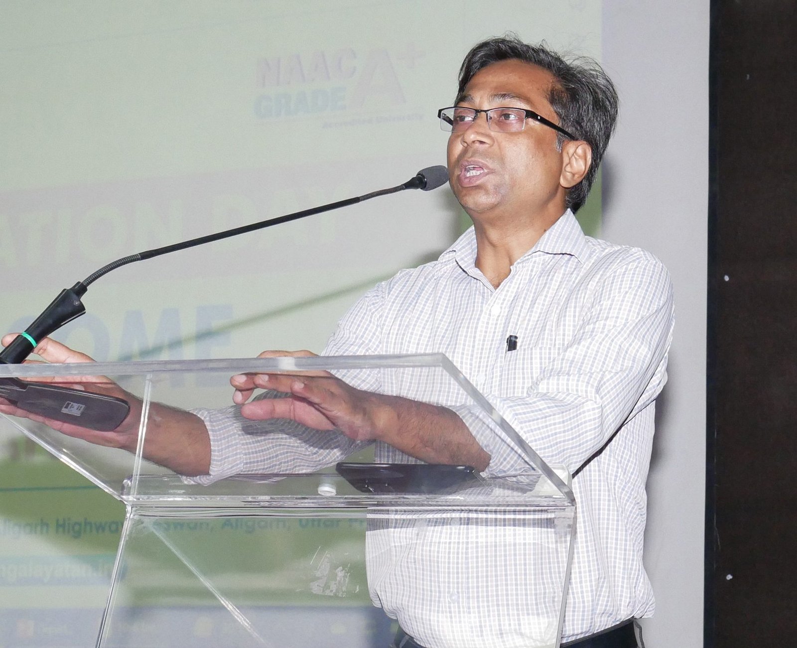 नवप्रवेशित विद्यार्थियों के लिए हुआ उन्मुखीकरण कार्यक्रम