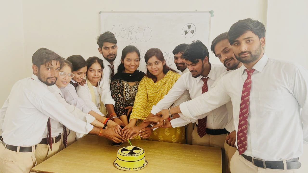 मंगलायतन विश्वविद्यालय में अंतरराष्ट्रीय रेडियोलॉजी दिवस मनाया