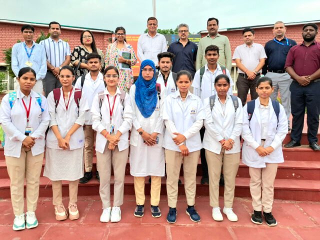मंगलायतन विश्वविद्यालय के विद्यार्थियों का हुआ जॉब के लिए चयन