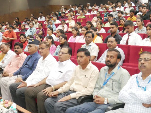 मंगलायतन विवि सिर्फ शिक्षा का केंद्र नहीं, जीवन को नई दिशा देने का माध्यम